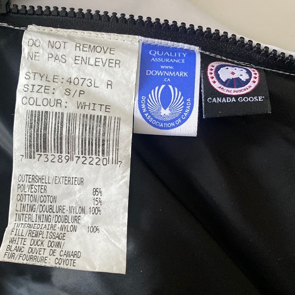 CANADA GOOSE LADIES CONSTABLE WHITE PARKA SIZE SMALL - Picture 9 of 16